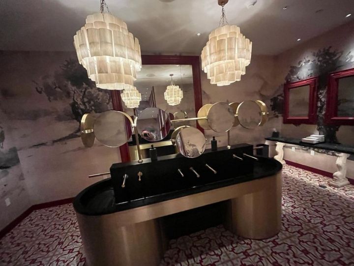 millwork_install_gurskyi_Powder Room Chandeliers – Commercial & Hospitality