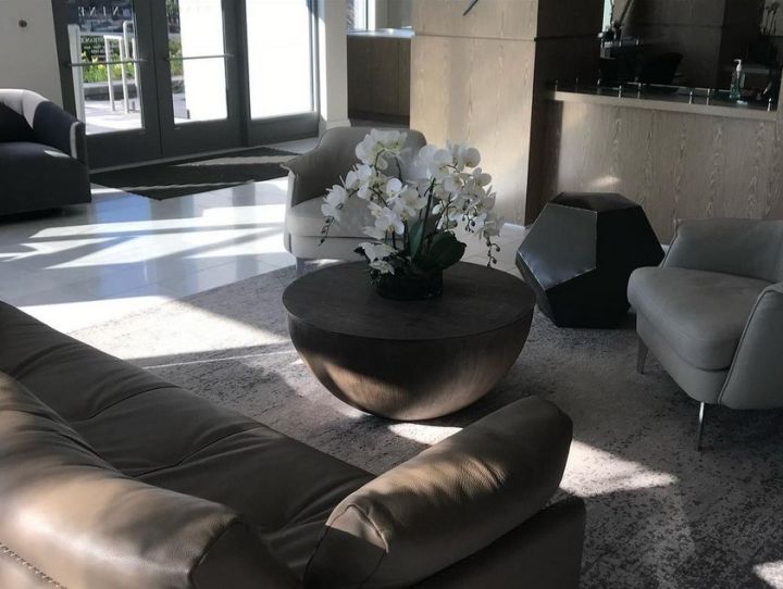 millwork_install_gurskyi_Lounge Furniture Fit Out – Commercial & Hospitality