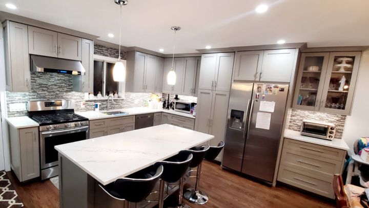 millwork_install_gurskyi_Kitchen Breakfast Bar Stools – Kitchens & Cabinetry